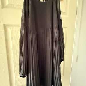 Sanctuary Black Long Sleeve Pleated Midi Dress